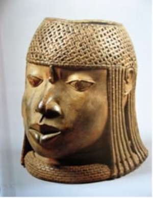 Commemorative Head of a King, Benin, Ethnology Museum BerlinOne of the thousands of Benin artefacts stolen by the British in 1897,now on exhibition at the Art Institute of Chicago.